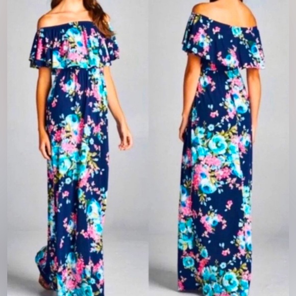 Dresses & Skirts - Bellame Maxi Dress Small